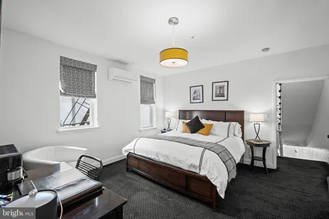 $1,200,000 | 210 South High Street, Baltimore, MD 21202