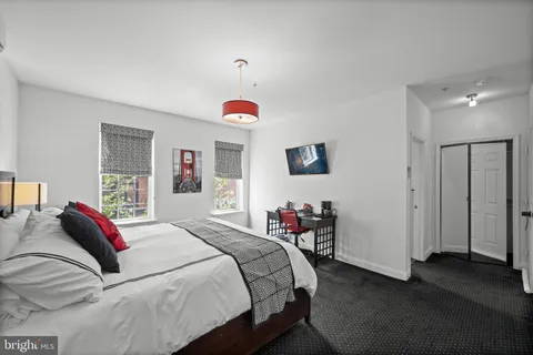 $1,200,000 | 210 South High Street, Baltimore, MD 21202