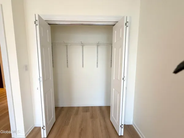 $2,950 | 433 Broadway, Unit 3, Saratoga Springs, NY 12866