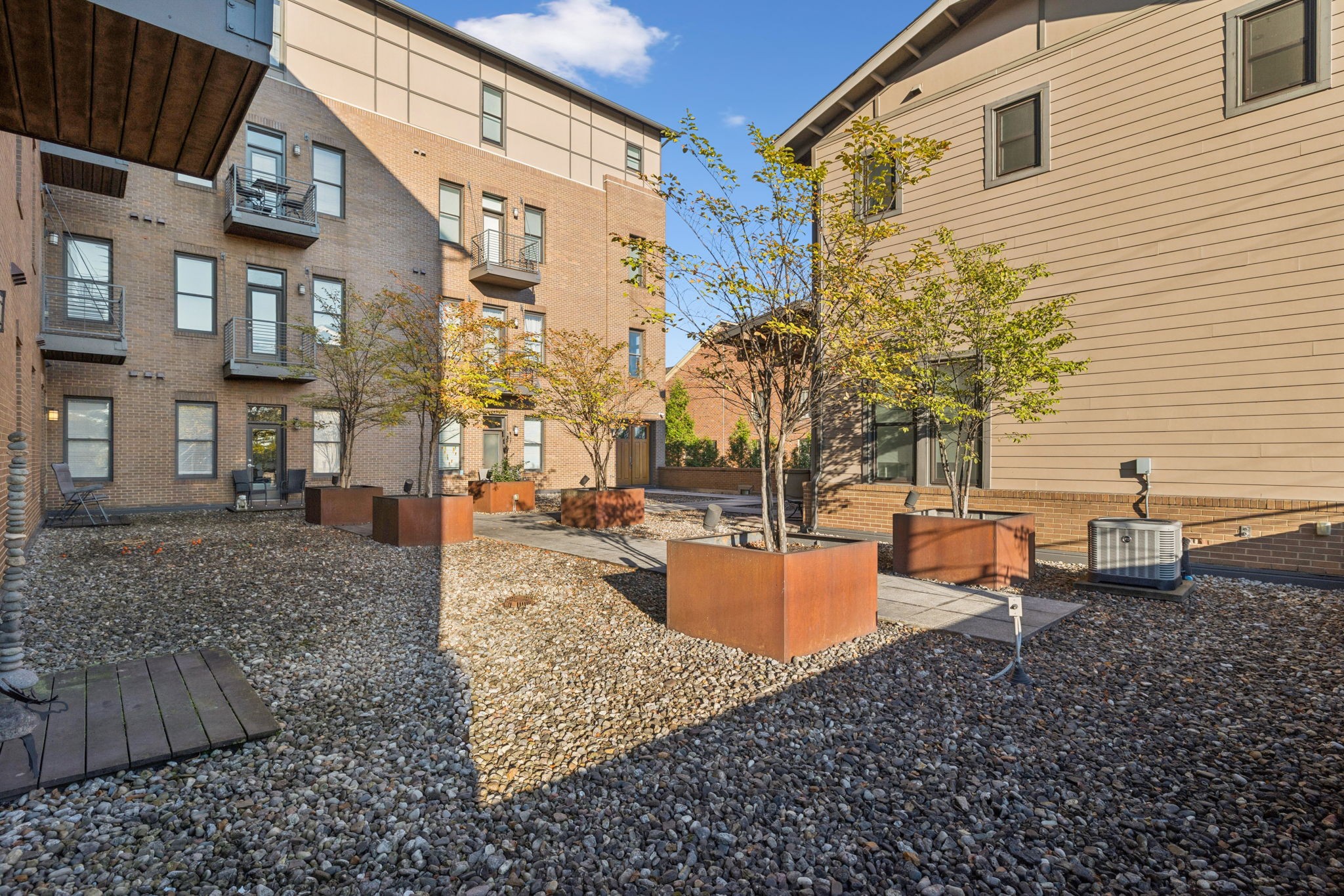 1706 18th Avenue South, Unit 112 Nashville, TN 37212 - Photo 18 of 33