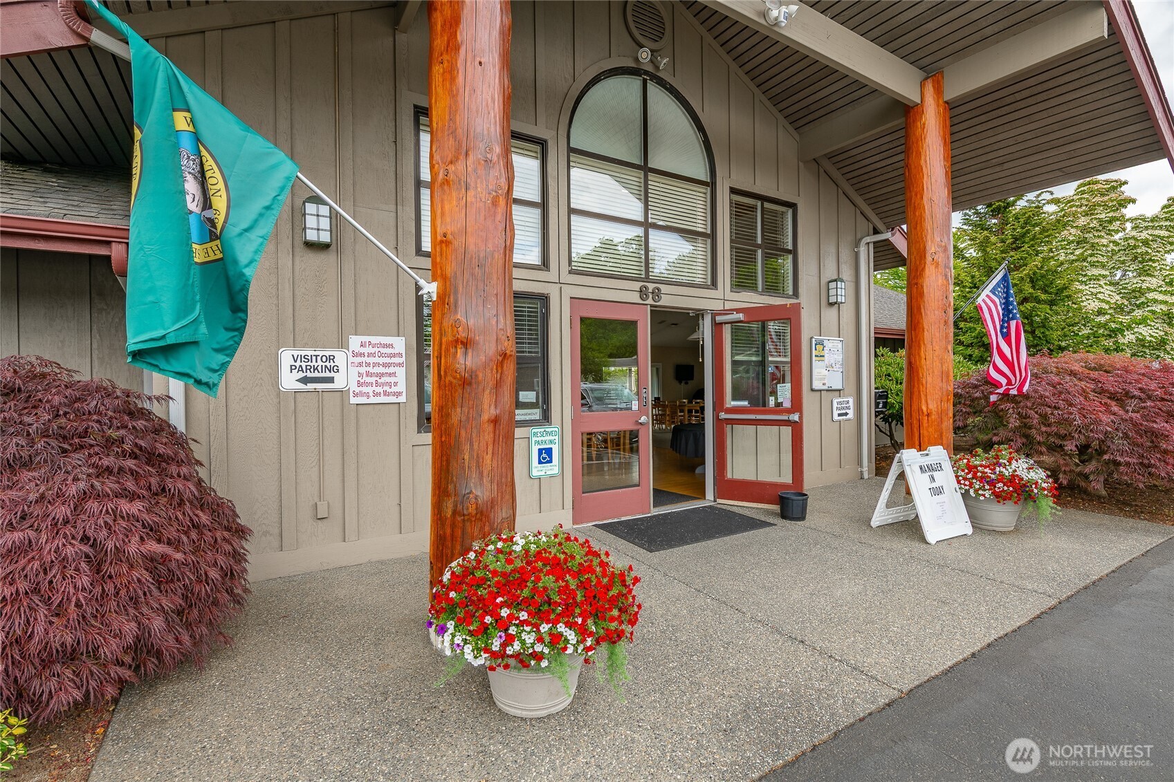 6350 Portal Way, Unit 83 Ferndale, WA 98248 - Photo 35 of 40 a view of entrance with outdoor seating