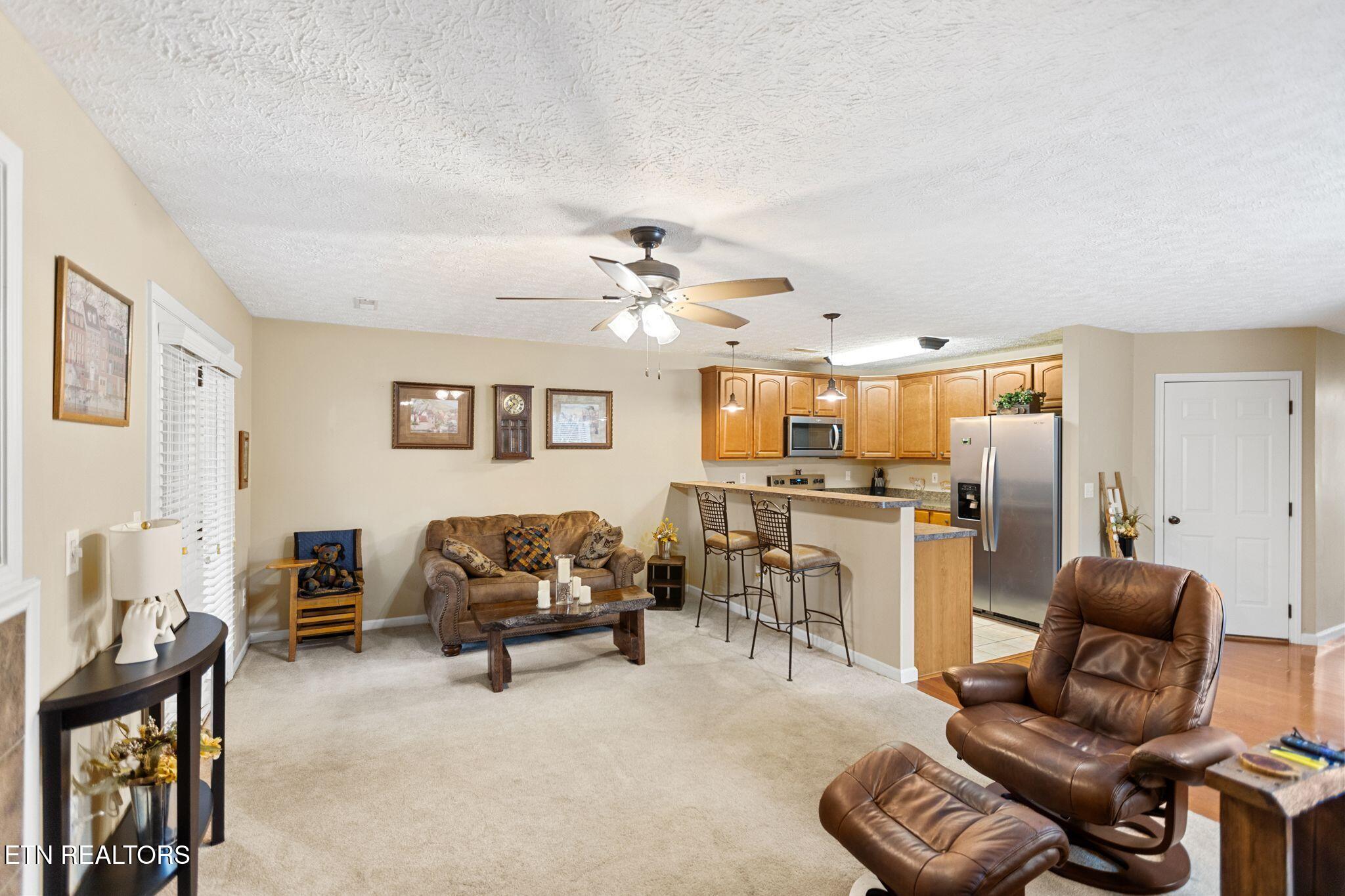 1003 Woullard Way, Unit 1 Sevierville, TN 37876 - Photo 14 of 36 living room2