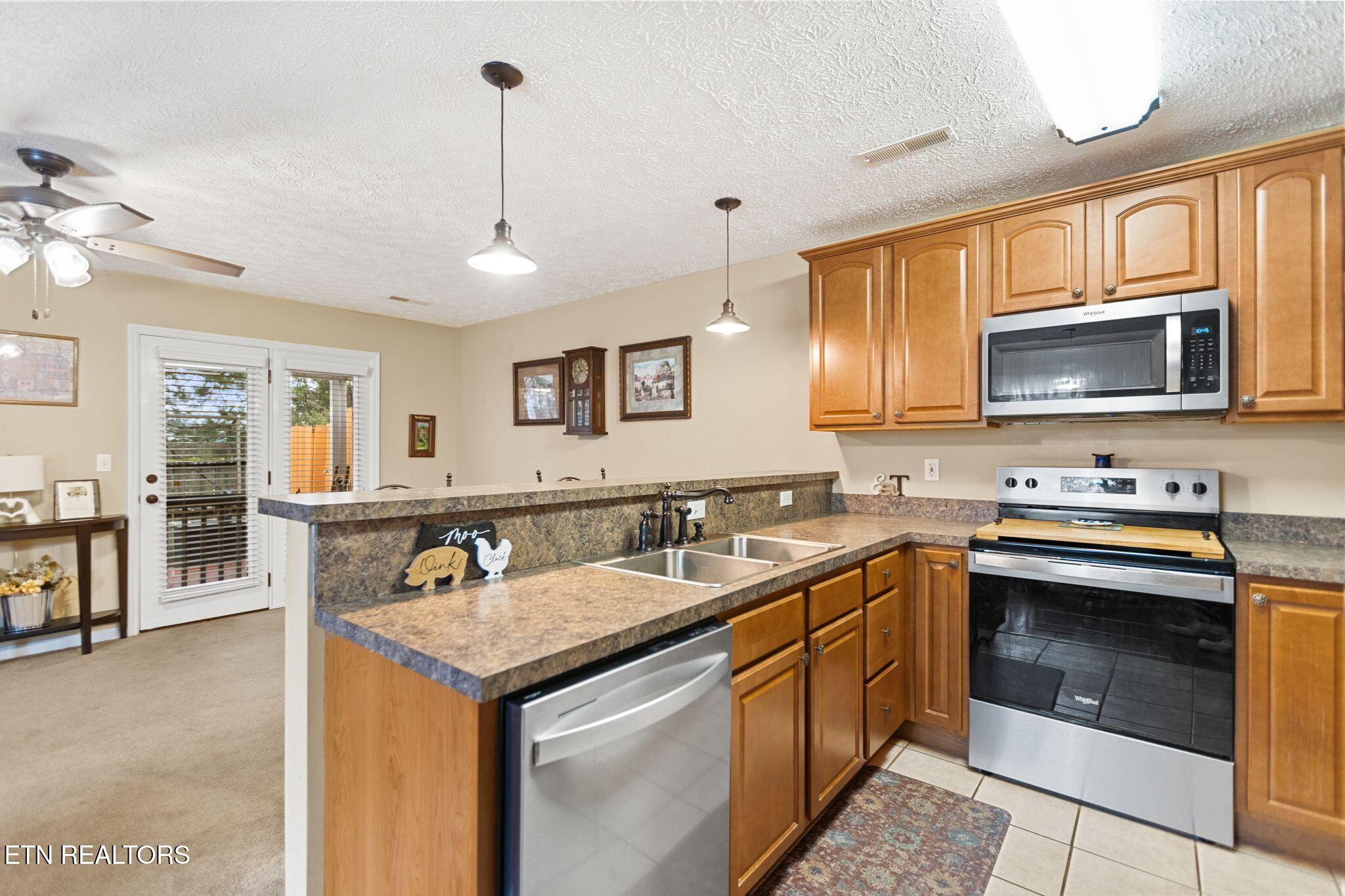 1003 Woullard Way, Unit 1 Sevierville, TN 37876 - Photo 10 of 36 kitchen4
