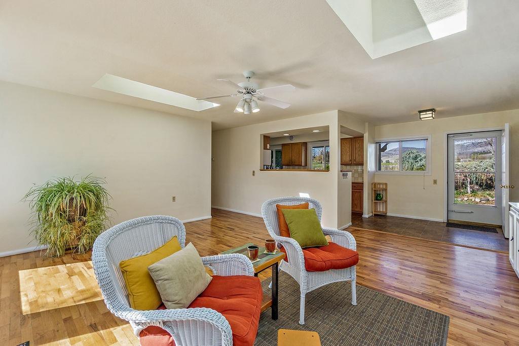 98 East Valley View Road Ashland, OR 97520 - Photo 5 of 35 Additional Photo