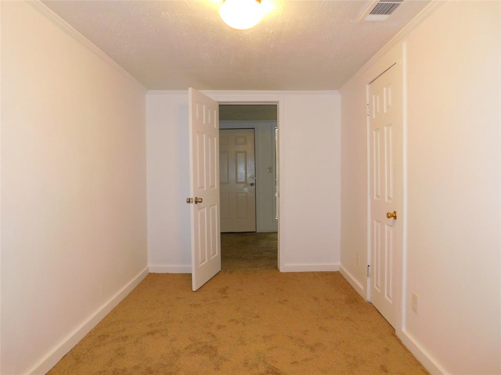 1007 West Collins Street Denton, TX 76201 - Photo 11 of 28