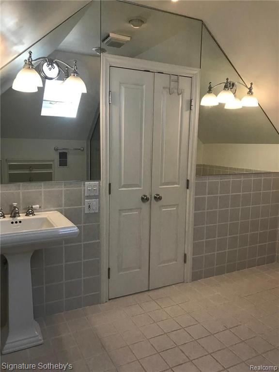 3644 Kenmore Road Berkley, MI 48072 - Photo 23 of 30