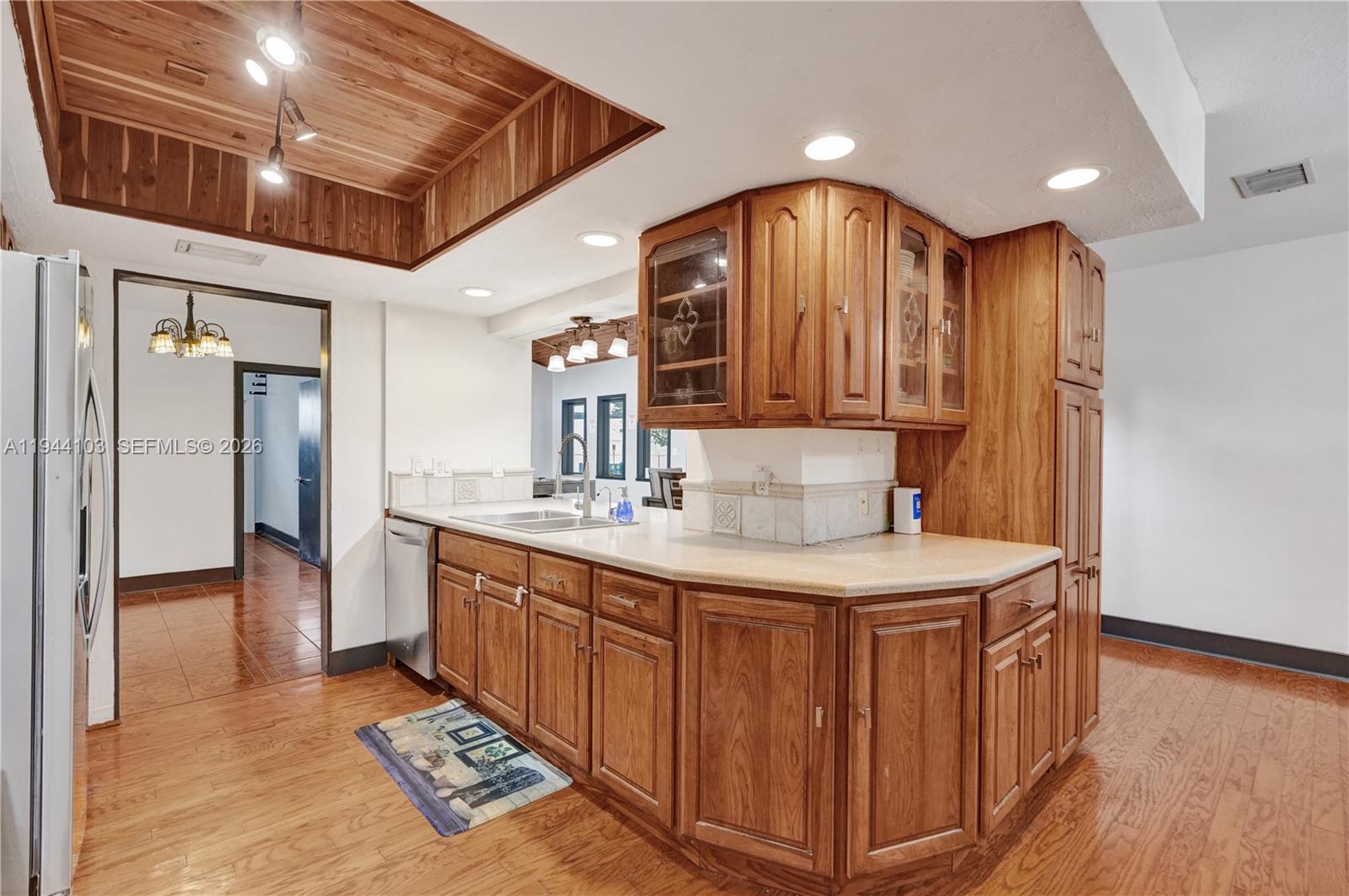 5380 Southwest 8th Court Plantation, FL 33317 - Photo 15 of 70