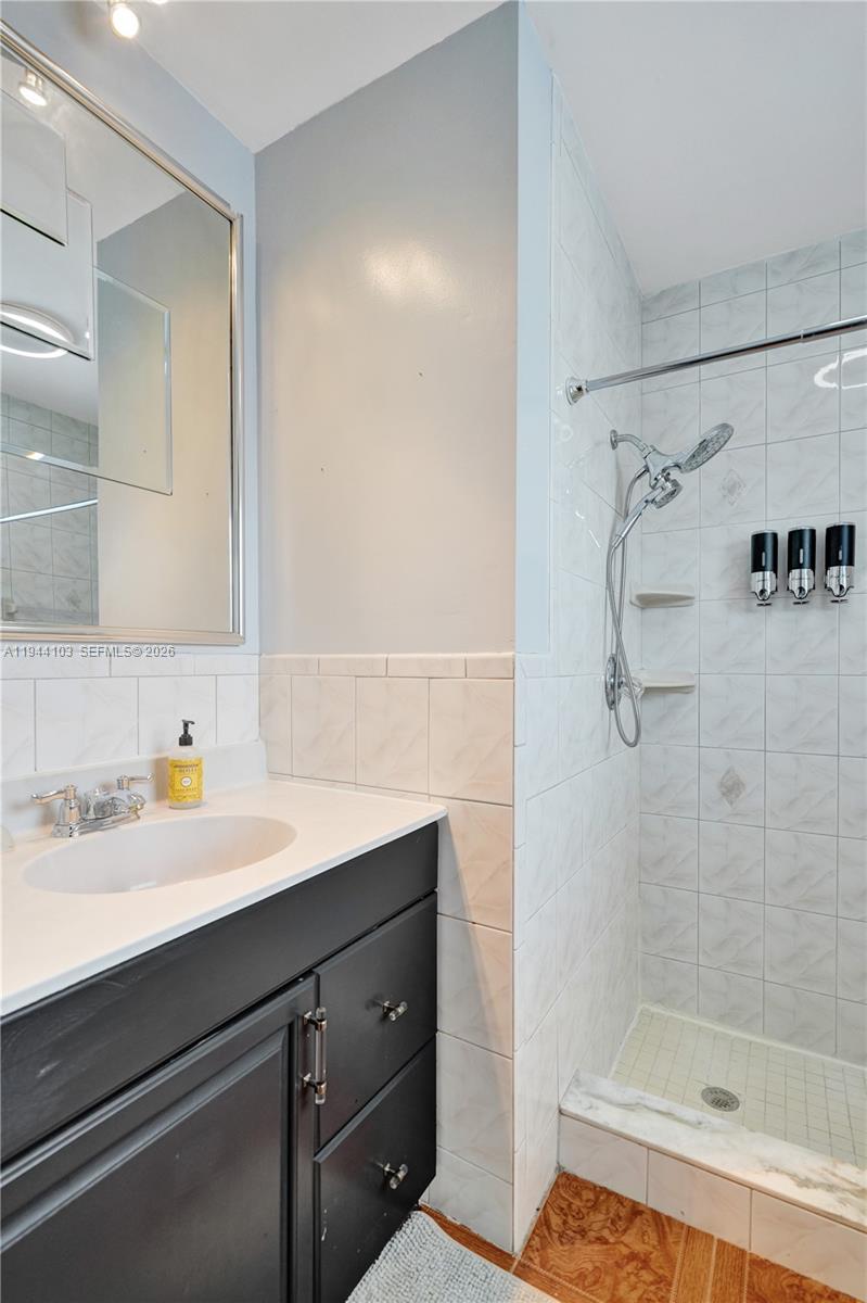 5380 Southwest 8th Court Plantation, FL 33317 - Photo 36 of 68