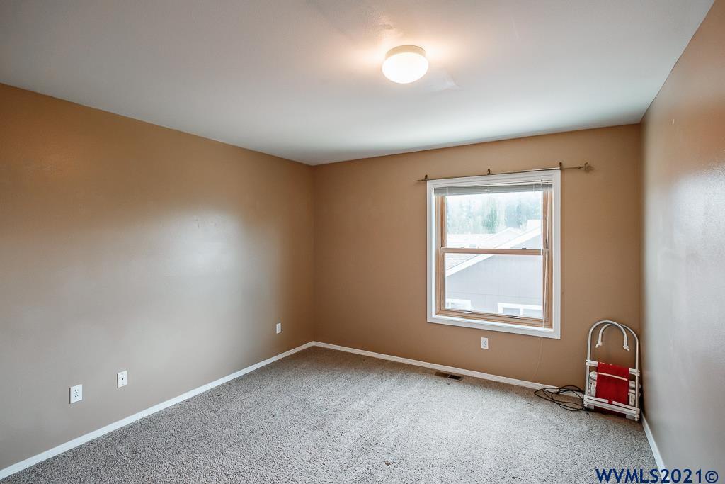 1612 Southwest Elk Circle, Unit CL Albany, OR 97321 - Photo 31 of 39 Gallery Image 31