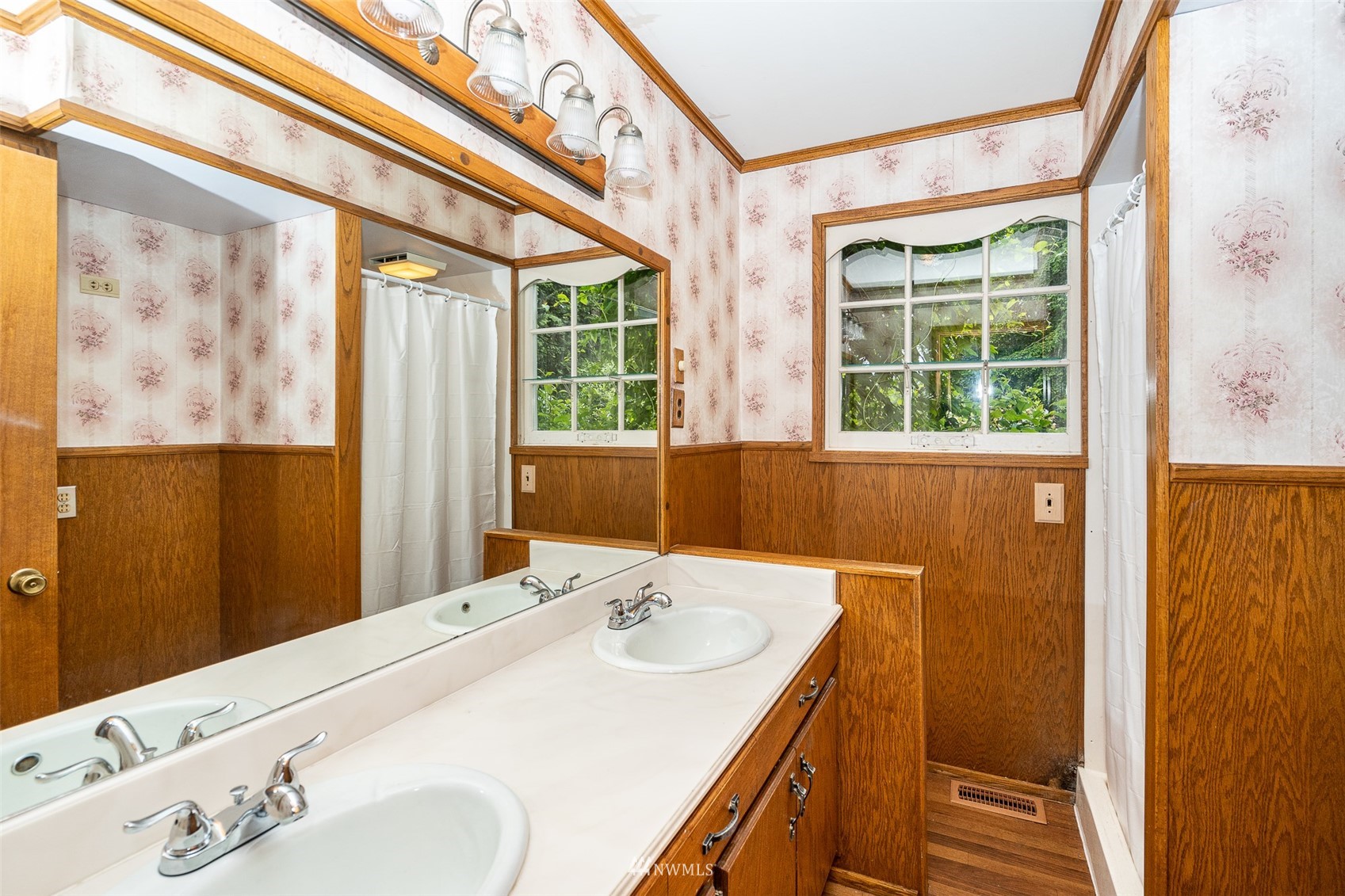 1701 Seminary Hill Road Centralia, WA 98531 - Photo 11 of 40 Gallery Image 11