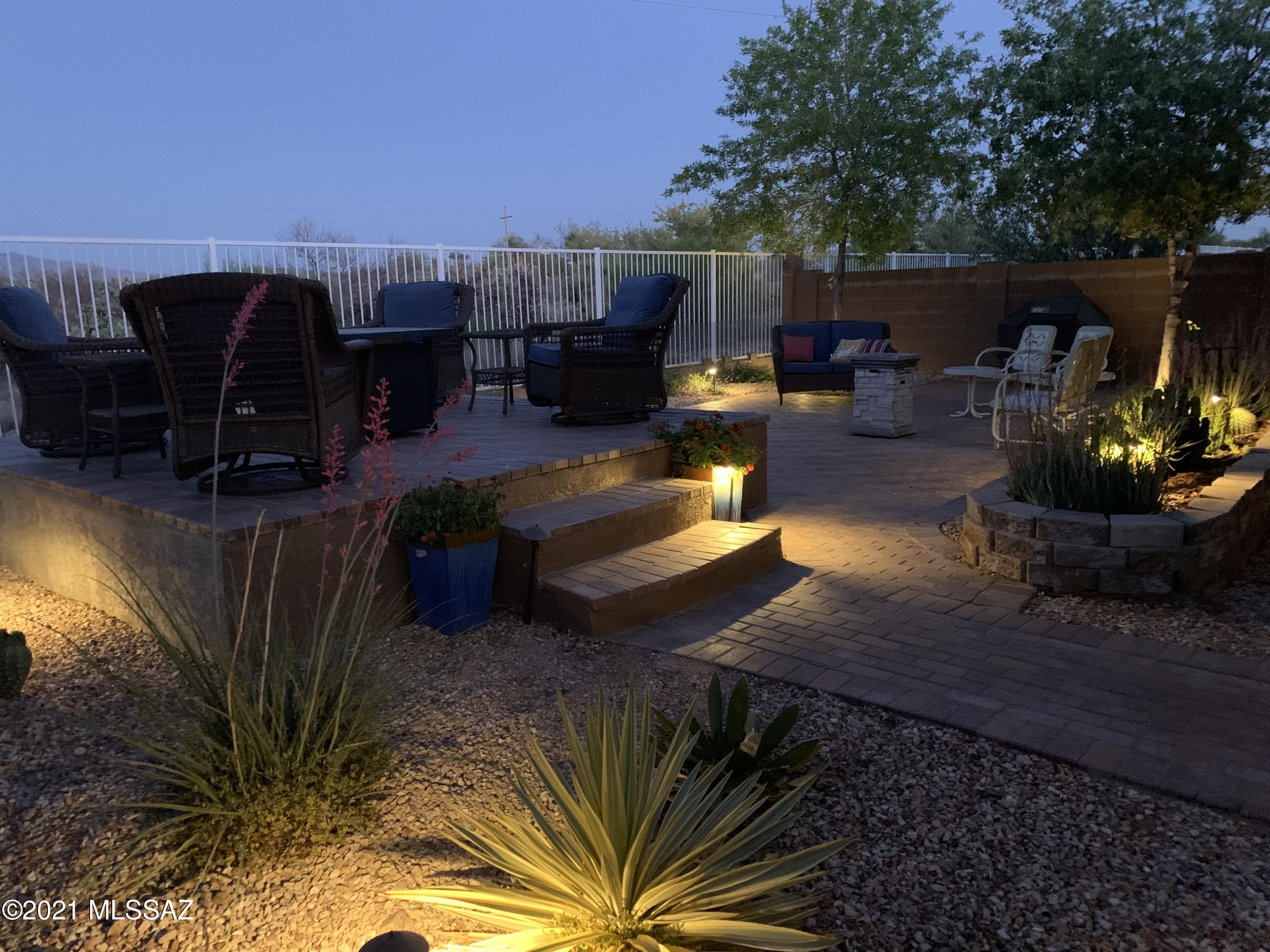 5609 South Sunrise Peak Road Tucson, AZ 85747 - Photo 31 of 39