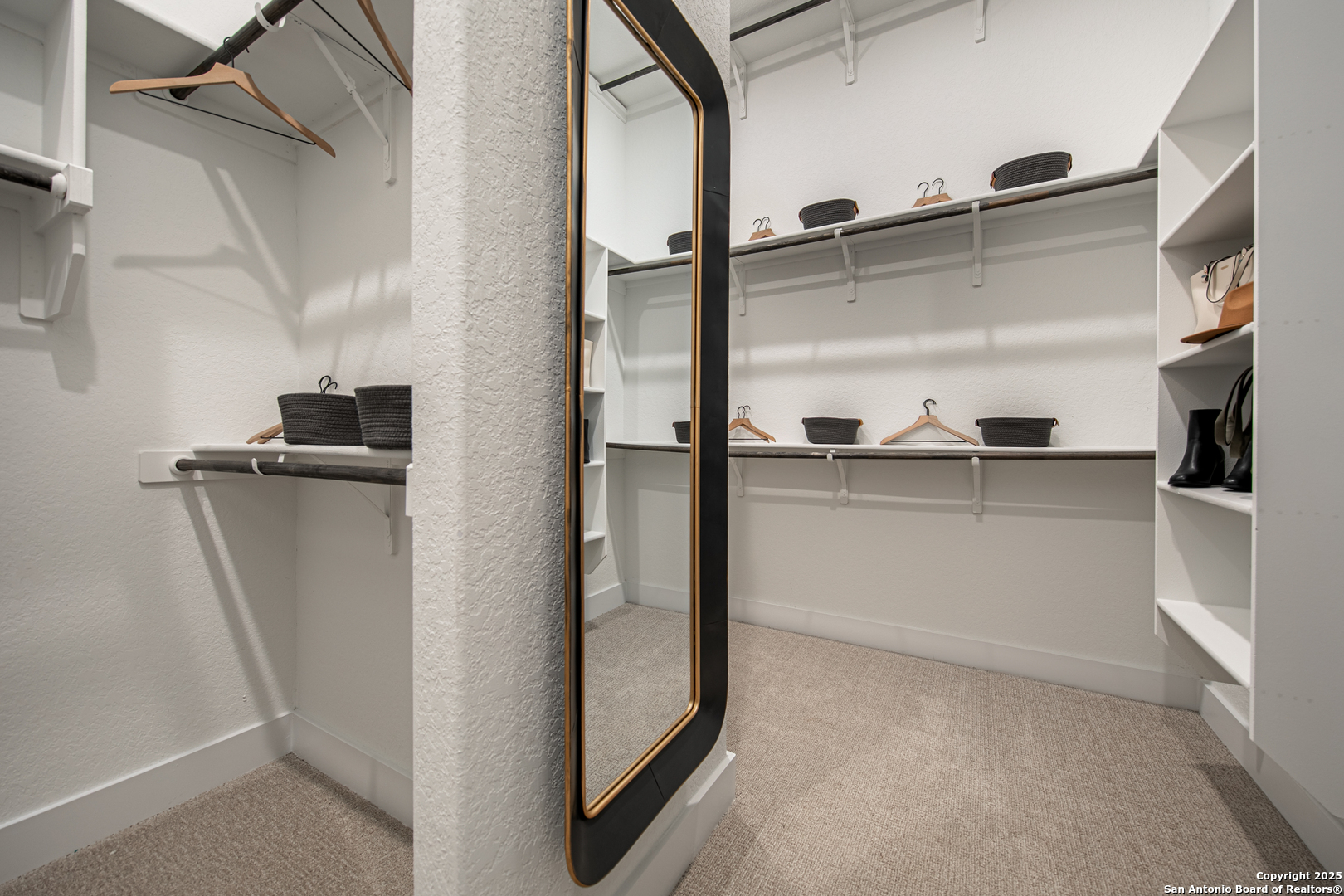 527 Corwin Springs Cibolo, TX 78108 - Photo 18 of 21 a view of walk in closet