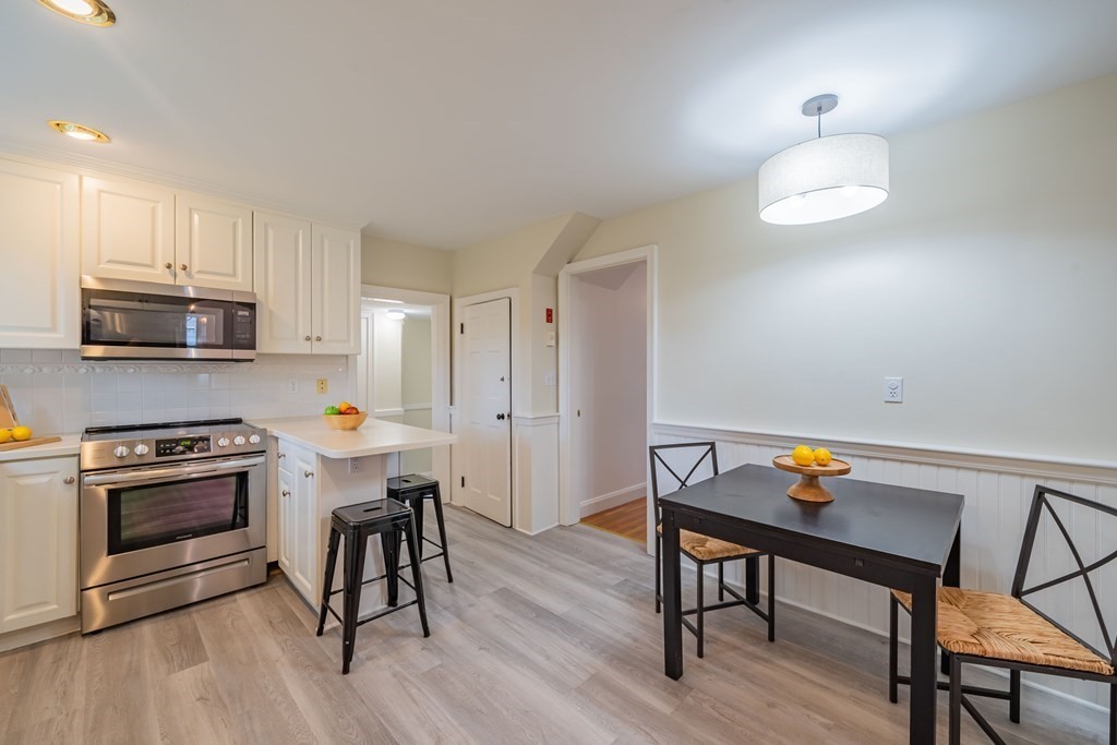 61 Richfield Road Arlington, MA 02474 - Photo 13 of 41 Gallery Image 13