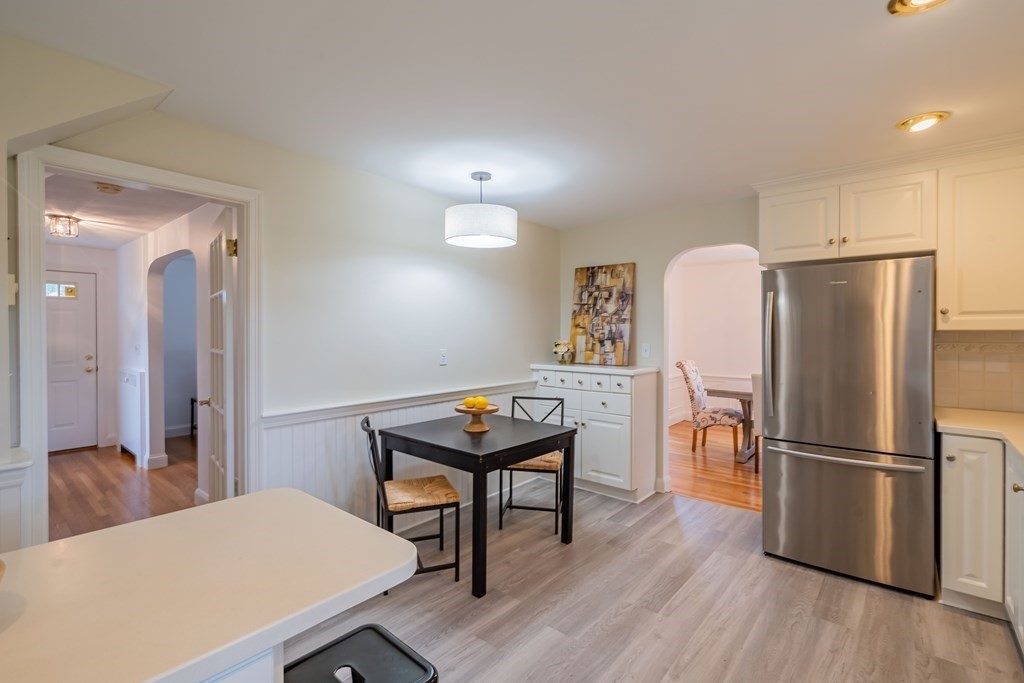 61 Richfield Road Arlington, MA 02474 - Photo 16 of 41 Gallery Image 16