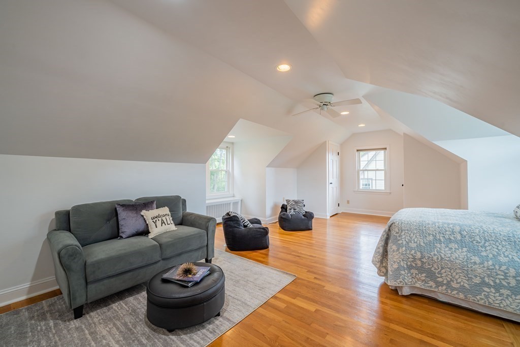 61 Richfield Road Arlington, MA 02474 - Photo 24 of 41 Gallery Image 24