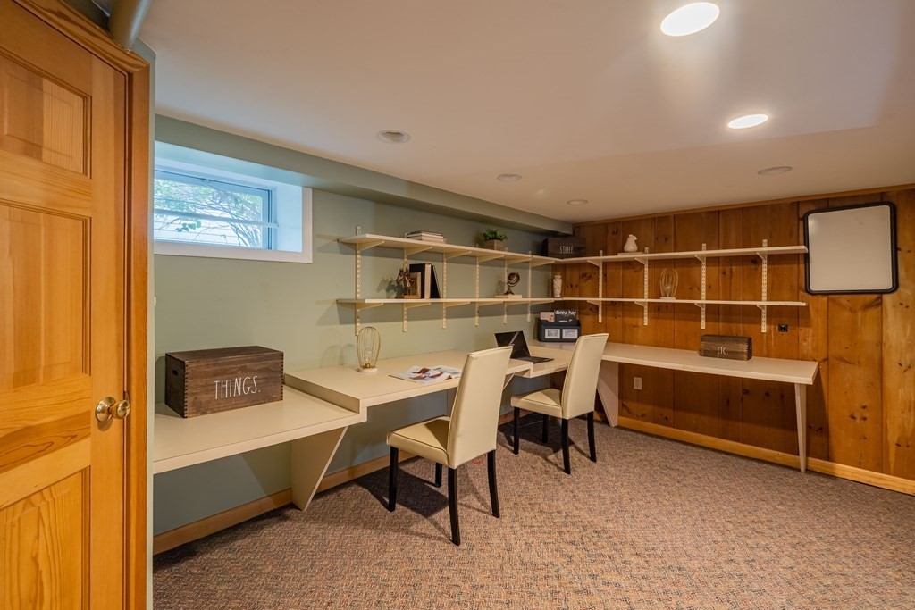 61 Richfield Road Arlington, MA 02474 - Photo 38 of 41 Gallery Image 38