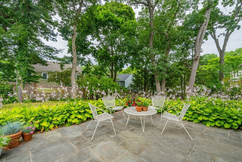 61 Richfield Road Arlington, MA 02474 - Photo 39 of 41 Gallery Image 39