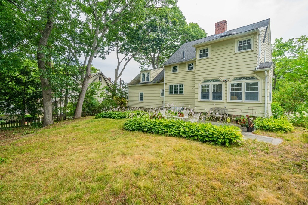 61 Richfield Road Arlington, MA 02474 - Photo 40 of 41 Gallery Image 40