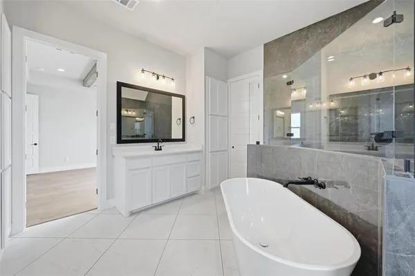 $798,900 | 128 Aledo Hts Drive, Aledo, TX 76008