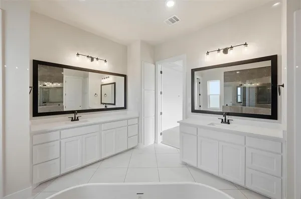 $798,900 | 128 Aledo Hts Drive, Aledo, TX 76008