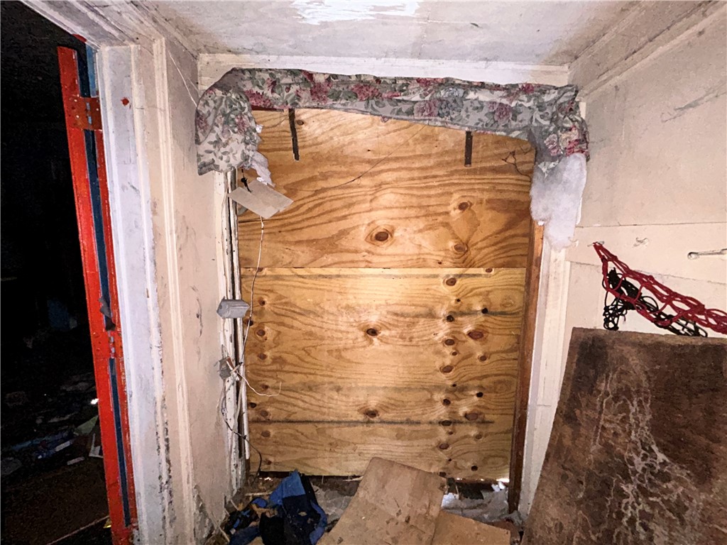 362 Wilkins Street Rochester, NY 14621 - Photo 12 of 35