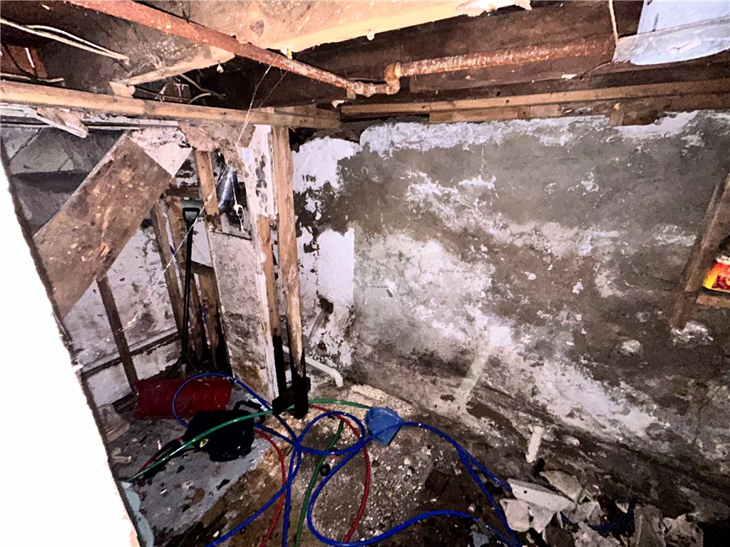 362 Wilkins Street Rochester, NY 14621 - Photo 27 of 35