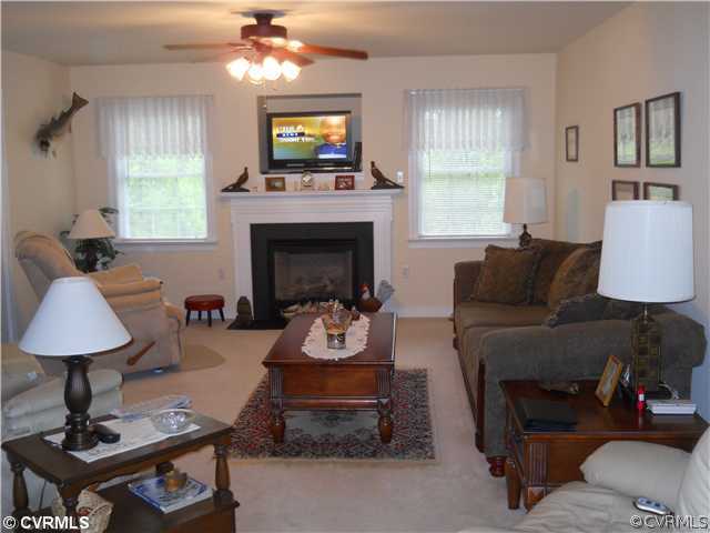 321 Deep Landing Road Tappahannock, VA 22560 - Photo 7 of 8 Living Room