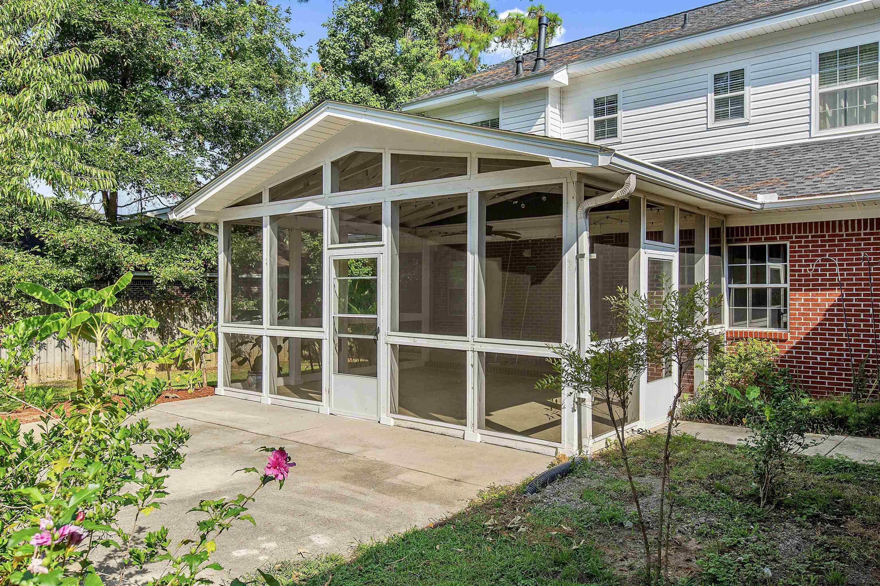 631 Southern Way Daphne, AL 36527 - Photo 28 of 50 Exterior Rear View