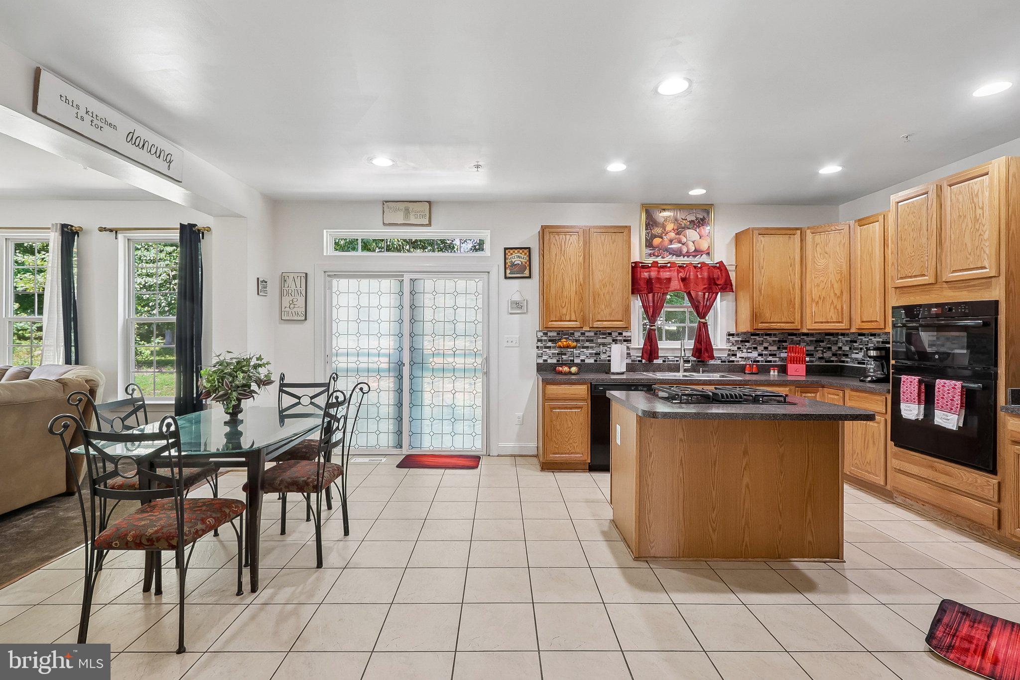 9003 Eldon Drive Clinton, MD 20735 - Photo 10 of 54 Bright and inviting kitchen space.
