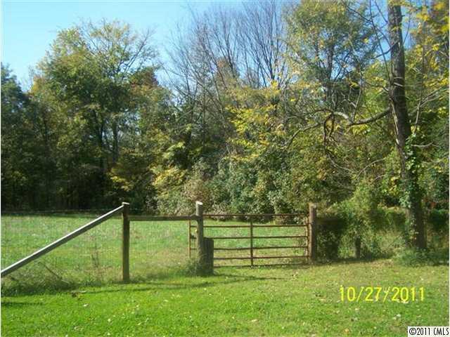 14024 Cabarrus Road Charlotte, NC 28227 - Photo 11 of 12 a view of a park