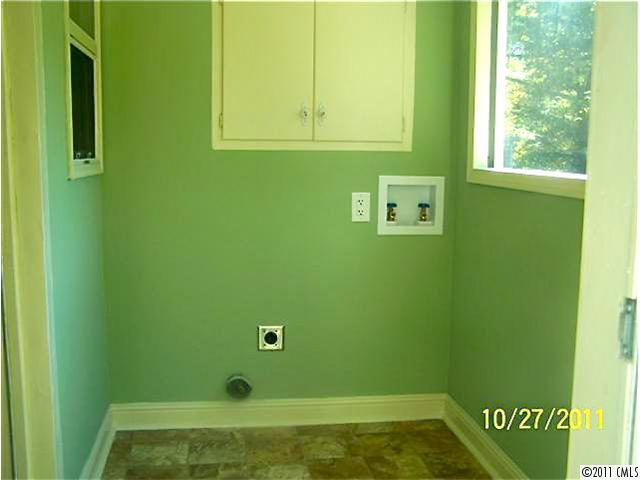14024 Cabarrus Road Charlotte, NC 28227 - Photo 4 of 12 a view of door