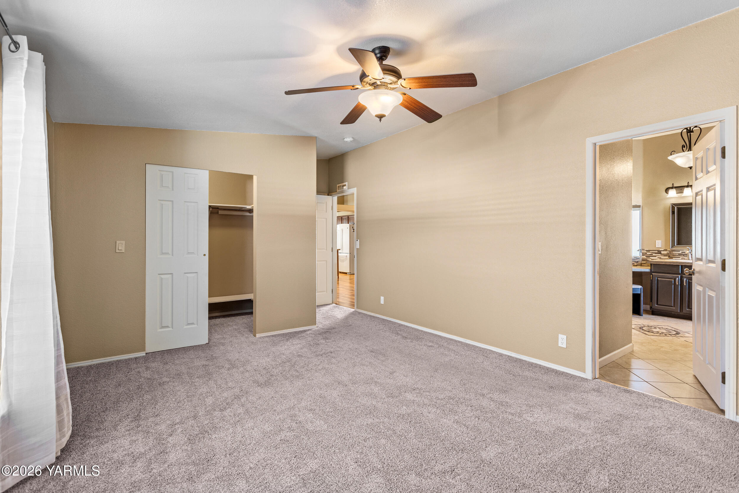 1709 South 68th Avenue Yakima, WA 98908 - Photo 13 of 29 1709 S 68th Ave