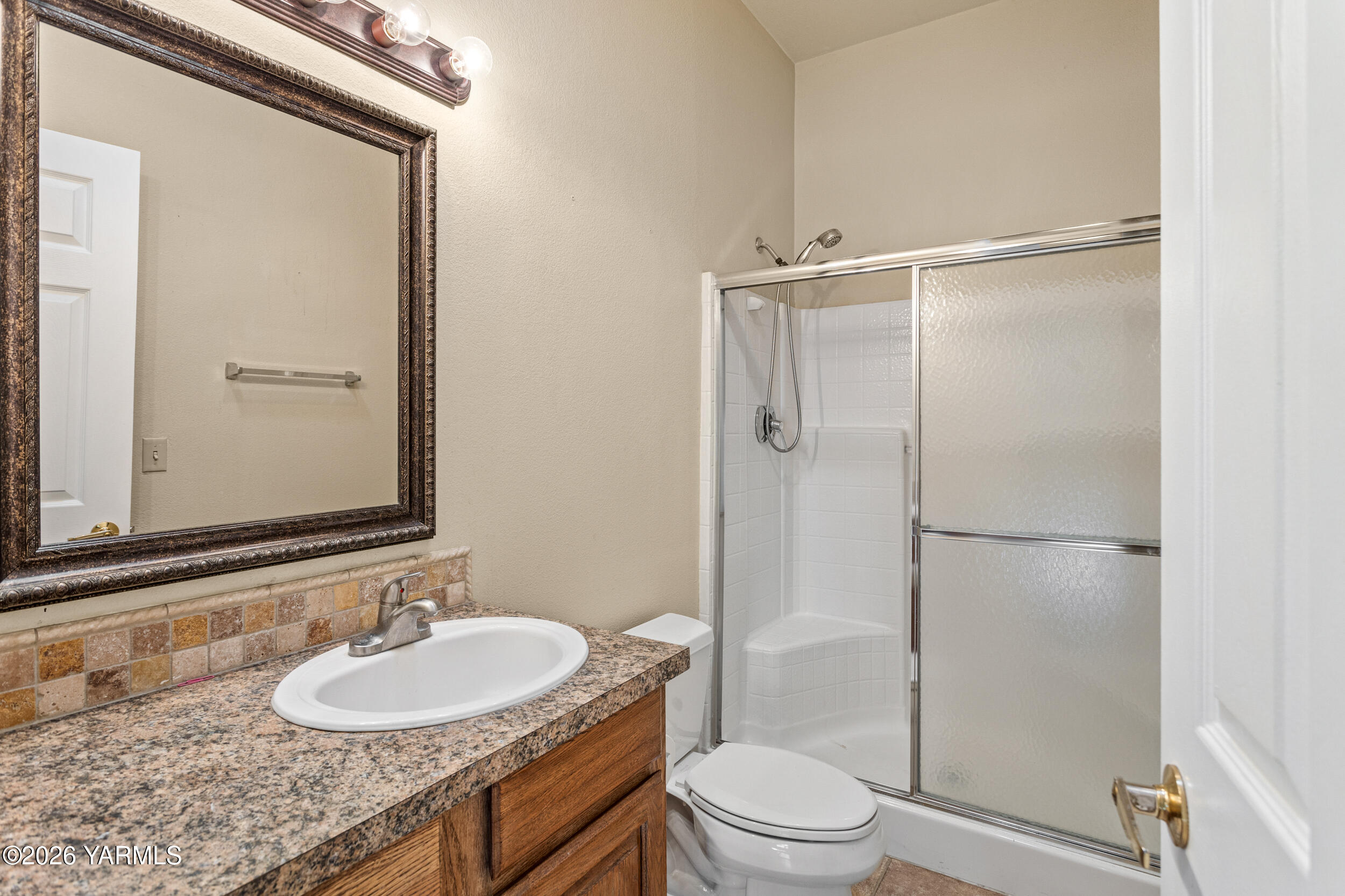 1709 South 68th Avenue Yakima, WA 98908 - Photo 20 of 29 1709 S 68th Ave