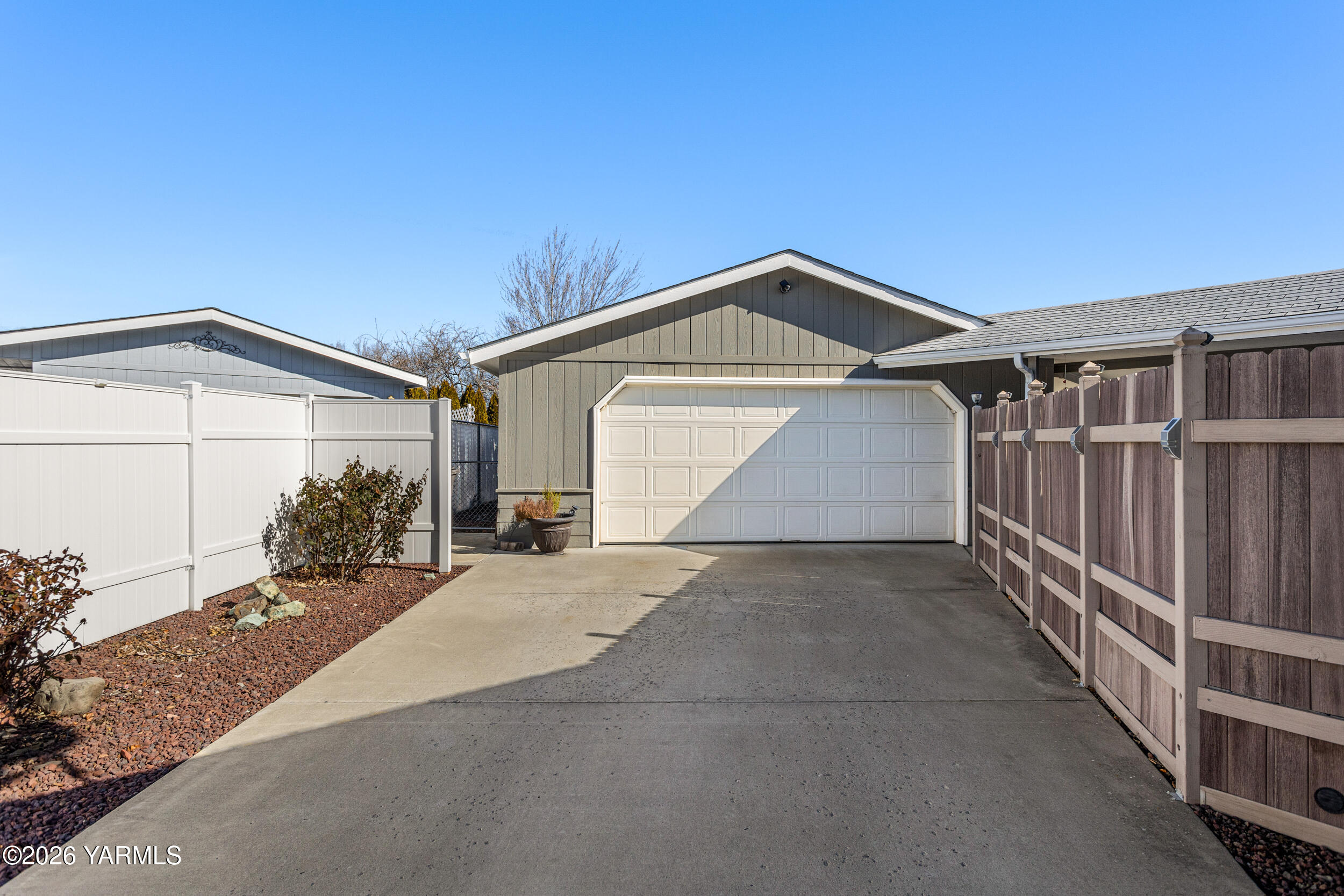 1709 South 68th Avenue Yakima, WA 98908 - Photo 22 of 29 1709 S 68th Ave