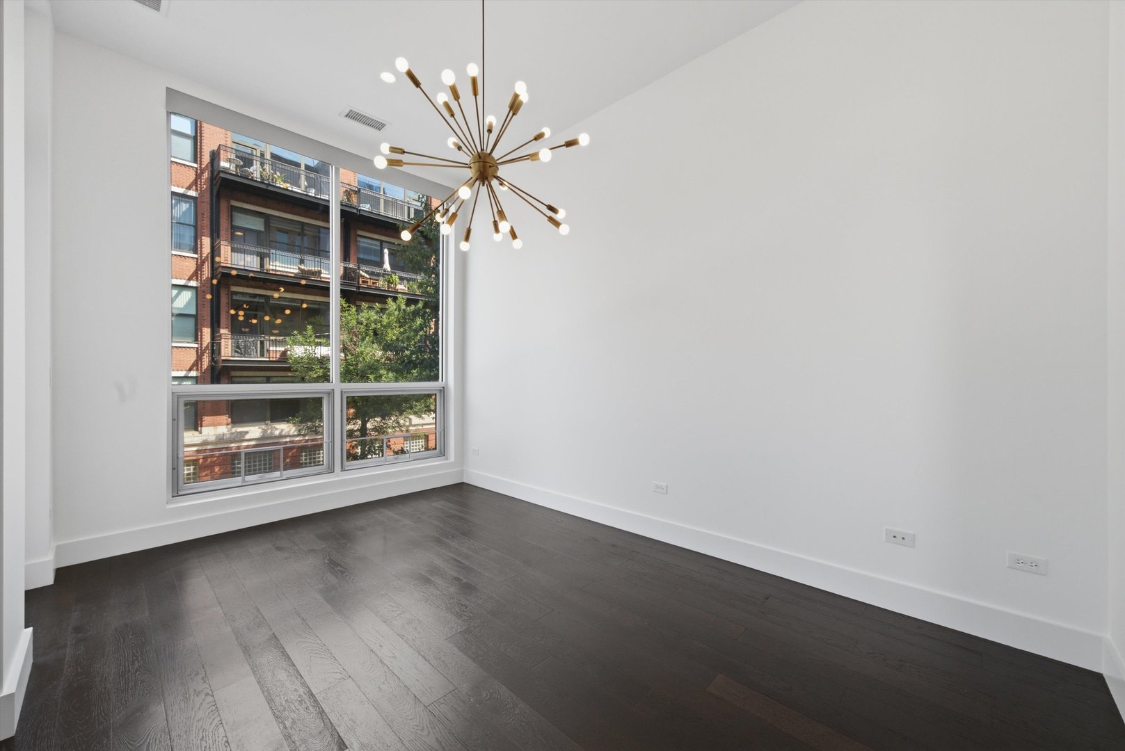122 South Aberdeen Street, Unit 2N Chicago, IL 60607 - Photo 13 of 21 Gallery Image 13