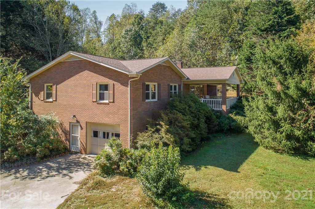 308 Brentwood Road Morganton, NC 28655 - Photo 3 of 31 Gallery Image 3