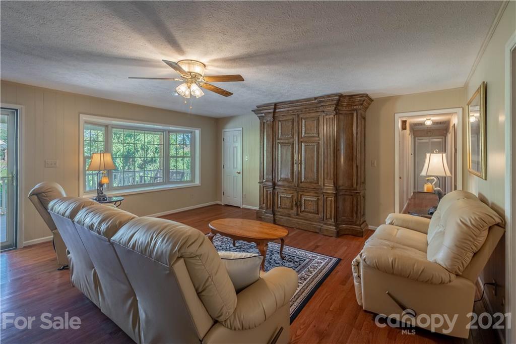308 Brentwood Road Morganton, NC 28655 - Photo 9 of 31 Gallery Image 9