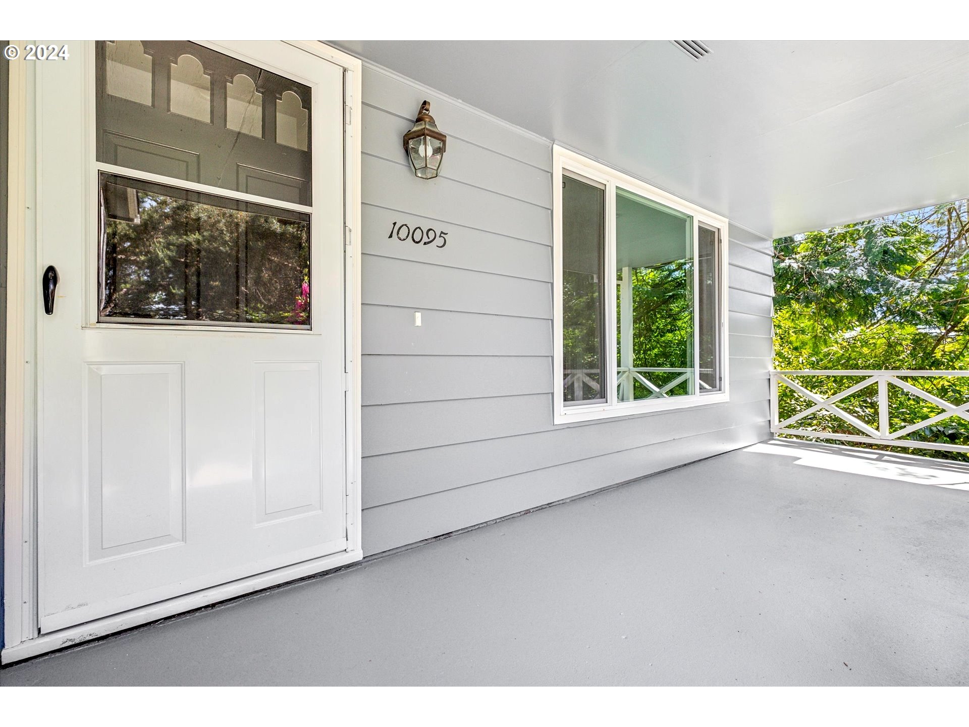 10097 Southwest Walker Road Portland, OR 97225 - Photo 3 of 44 a view of front door