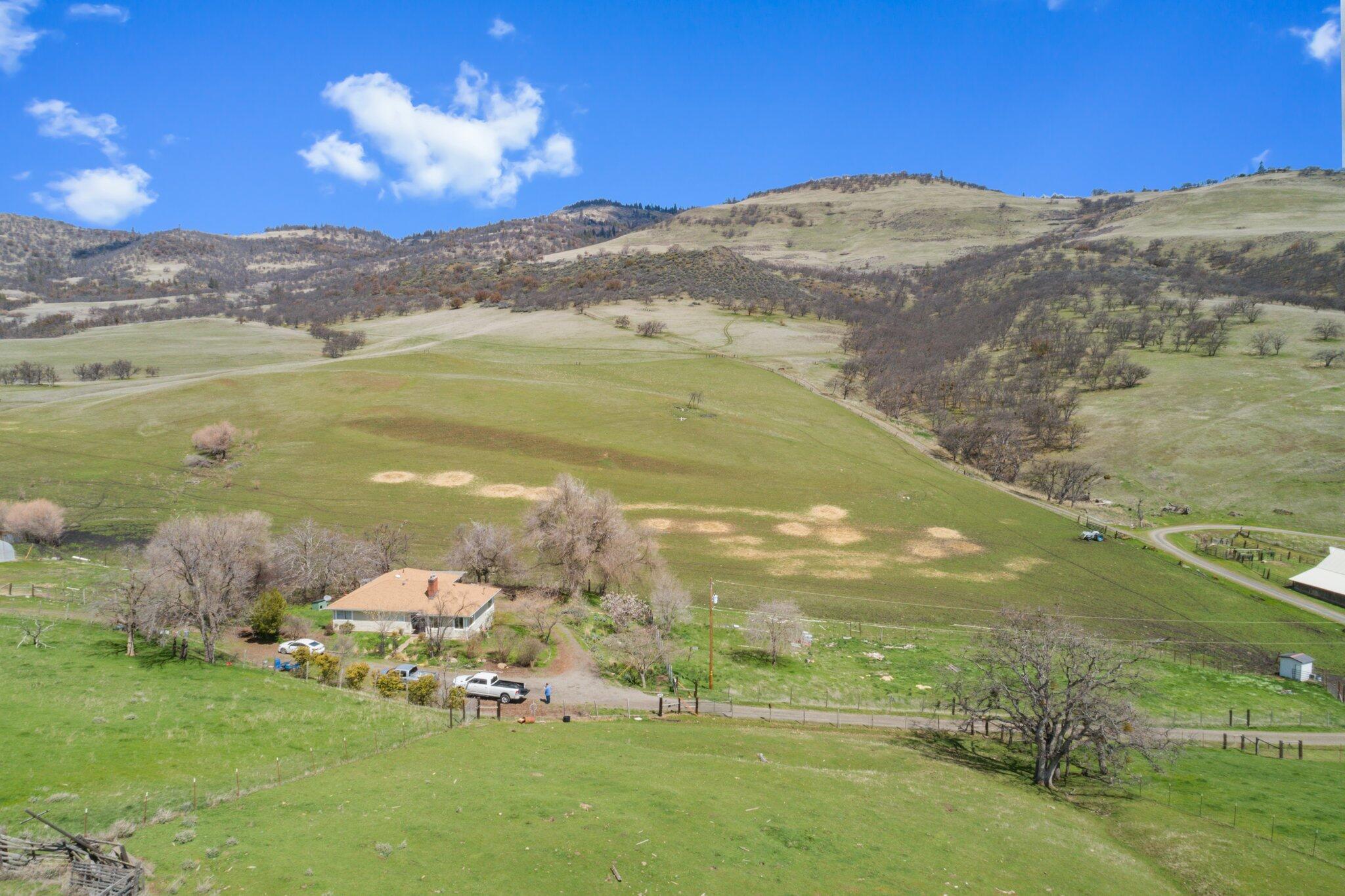 3403 North Valley View Road Ashland, OR 97520 - Photo 1 of 51 Eastside Hill with Home