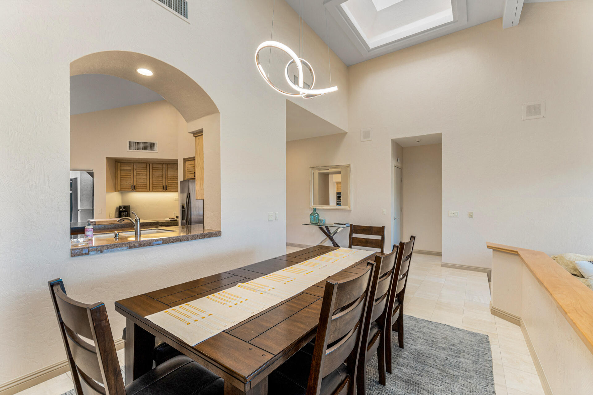 55764 Oak-Tree La Quinta, CA 92253 - Photo 14 of 50 a view of a dining room with furniture