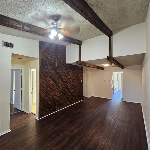 $1,295 | 1510 Cherrycrest Lane, Dallas, TX 75228