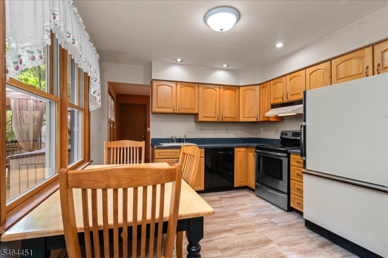 222 Ridge Road West Milford, NJ 07480 - Photo 22 of 41 Gallery Image 22