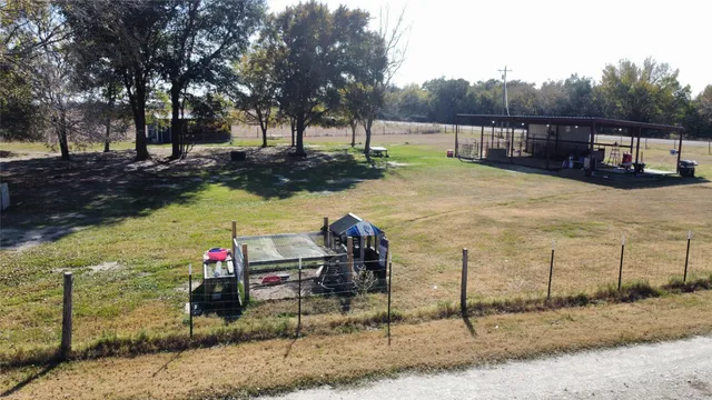 a view of a outdoor space