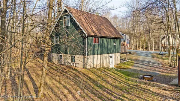 $285,000 | 2511 Oak Circle, Lake Ariel, PA 18436