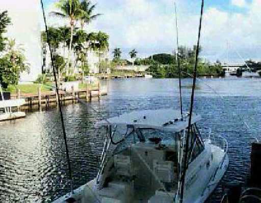 12 Royal Palm Way, Unit 306 Boca Raton, FL 33432 - Photo 1 of 2 Primary Photo