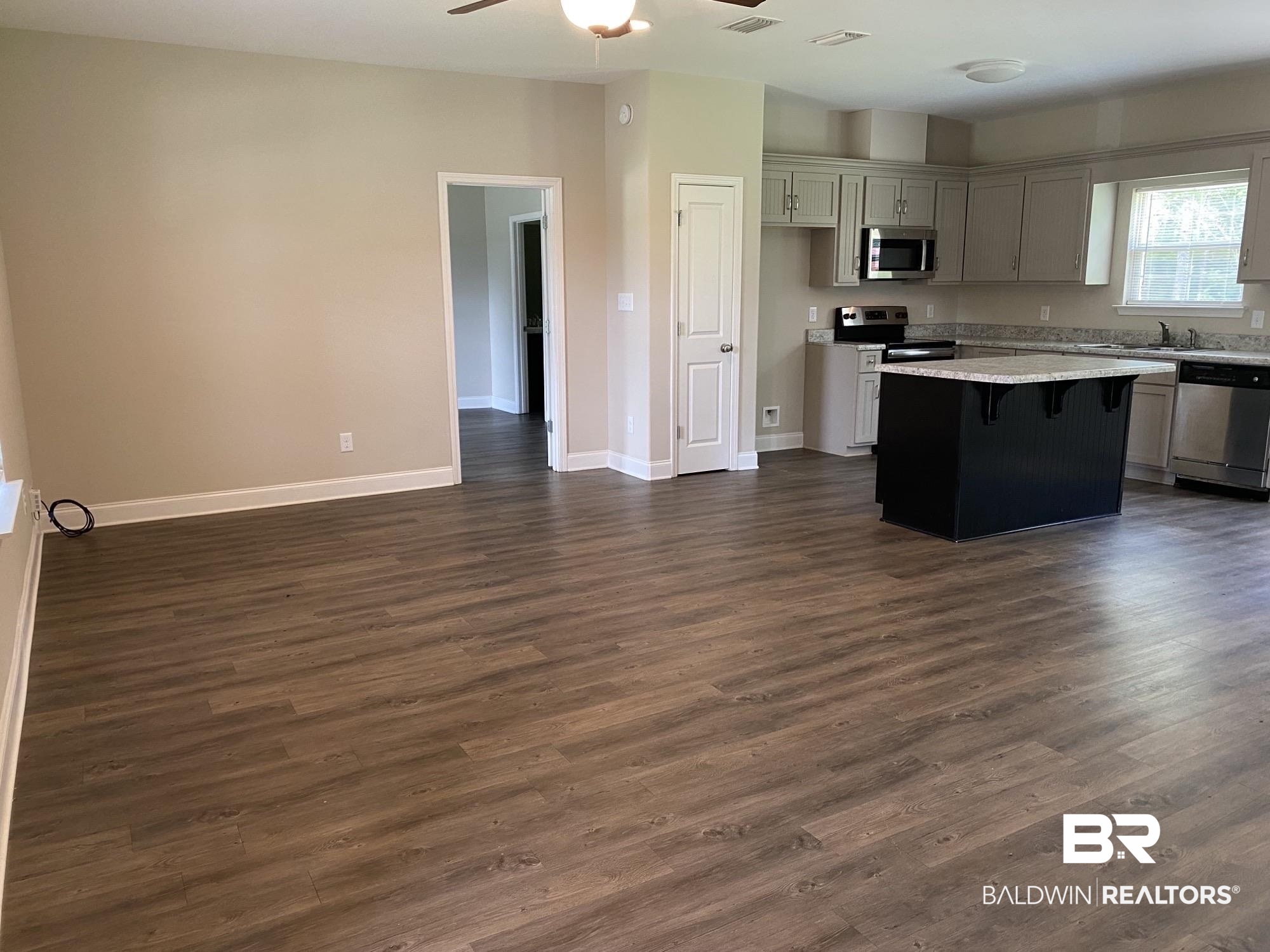 12875 Pearson Lane Wilmer, AL 36587 - Photo 2 of 14
