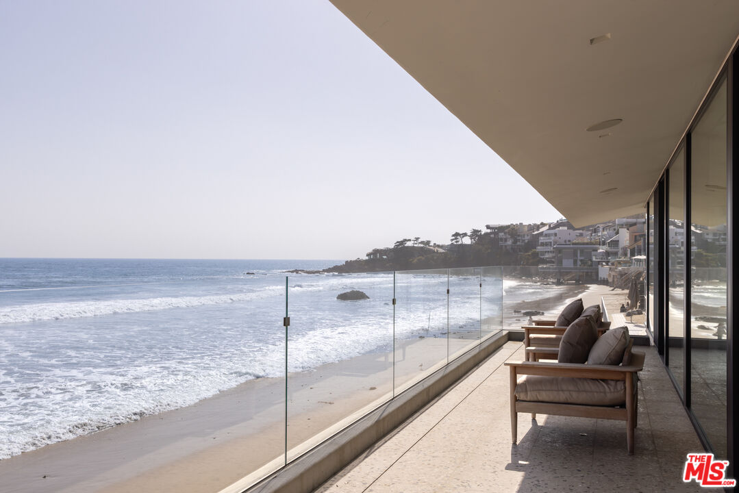31388 Broad Beach Road Malibu, CA 90265 - Photo 11 of 36