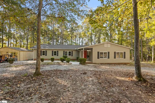 $325,000 | 123 Country Acres Road, Greenwood, SC 29646