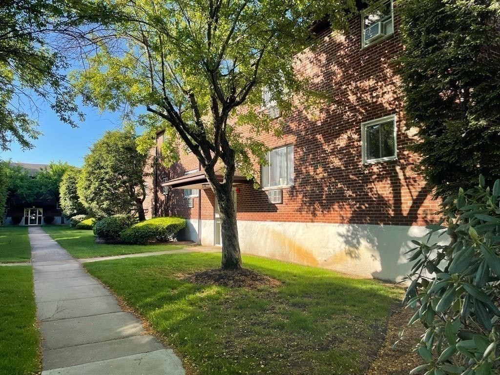 34 Bryon Road, Unit 3 Boston, MA 02467 - Photo 13 of 13