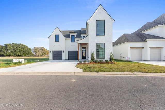 $947,000 | 109 Orchard Park Avenue, Lafayette, LA 70508